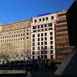 Olivia Plaza Spain